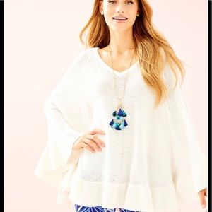 Host Pick! Almost Heaven Lily Coconut poncho! Perfection!